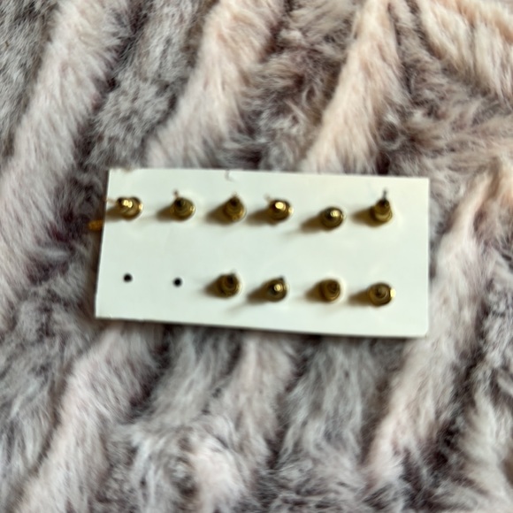 🛍️5 for $20🛍️ Miscellaneous Earrings - Picture 3 of 3